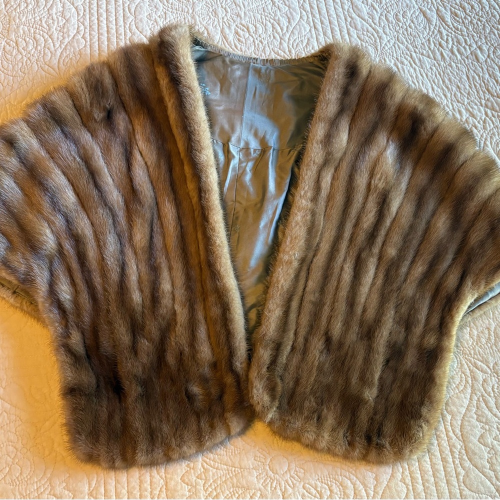 Elegant Vintage Mink Stole